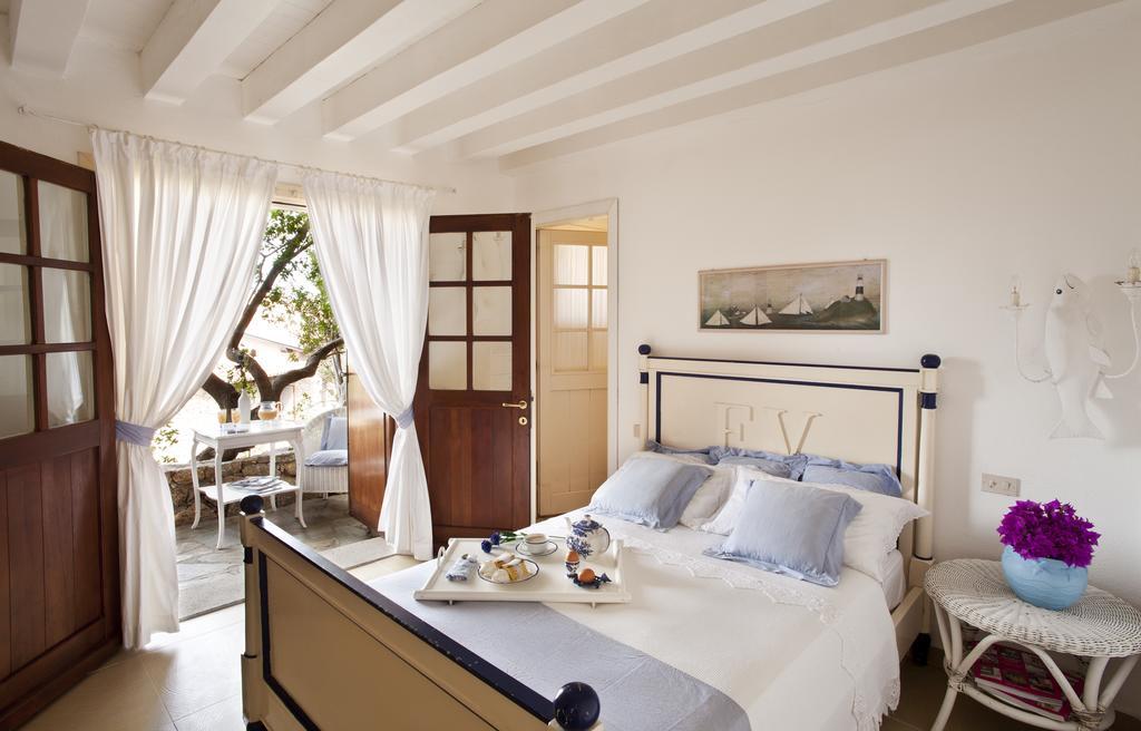 Villa Dei Tramonti Porto Rotondo Δωμάτιο φωτογραφία