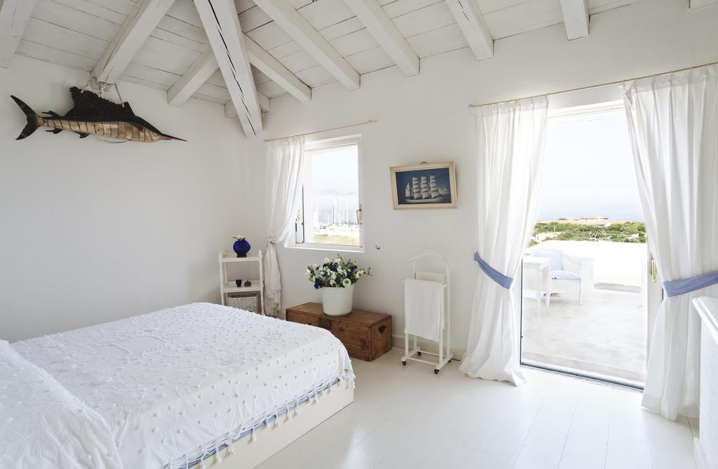 Villa Dei Tramonti Porto Rotondo Δωμάτιο φωτογραφία